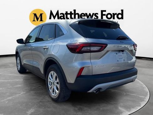 Used 2023 Ford Escape Active AWD/4WD image 3