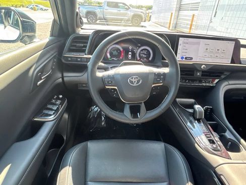 Used 2026 Toyota Crown w/ Advanced Technology Package AWD/4WD image 3