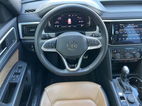 Used 2023 Volkswagen Atlas Cross Sport SEL Premium R-Line image 15