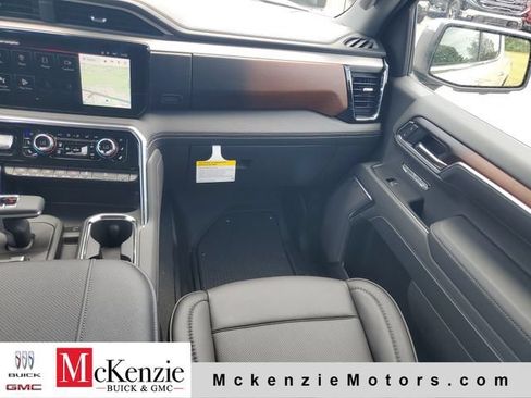 New 2026 GMC Sierra 1500 Denali w/ Denali Reserve Package AWD/4WD image 27