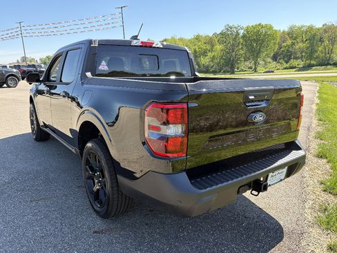 New 2026 Ford Maverick Lariat AWD/4WD image 3