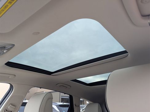 Used 2023 Genesis GV80 2.5T w/ Prestige Package image 19