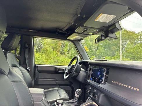 Used 2025 Ford Bronco Badlands AWD/4WD image 24