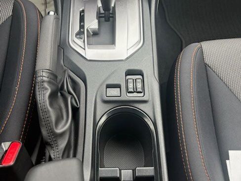 Used 2019 Subaru Crosstrek 2.0i Premium image 11