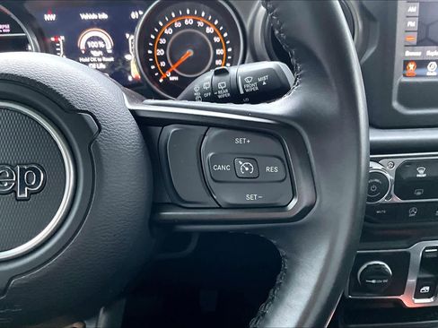 Used 2021 Jeep Wrangler Sport S image 21