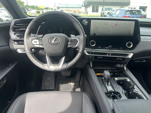 Used 2026 Lexus RX 350 Premium w/ Convenience Package FWD image 15