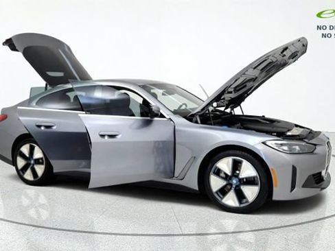 Used 2024 BMW i4 eDrive40 w/ Premium Package RWD image 11