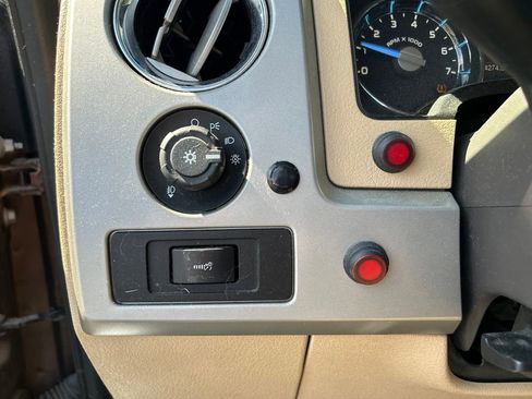 Used 2012 Ford F150 Lariat w/ Lariat Plus Pkg AWD/4WD image 19