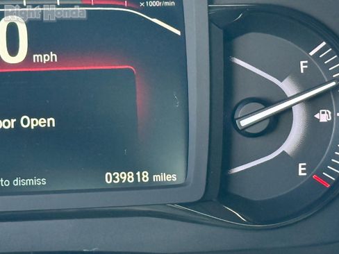 Used 2023 Honda Passport TrailSport image 19