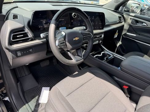 New 2026 Chevrolet Traverse LT w/ Enhanced Driving Package AWD/4WD image 21