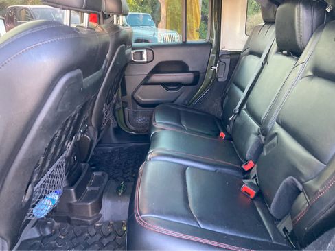 Used 2020 Jeep Wrangler Unlimited Rubicon AWD/4WD image 5