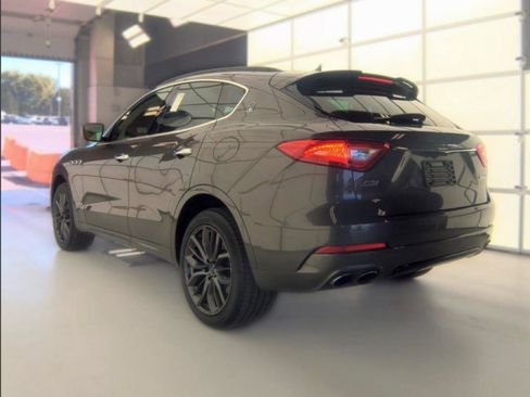 Used 2018 Maserati Levante S GranSport AWD/4WD image 3