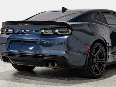 Used 2019 Chevrolet Camaro SS RWD image 16
