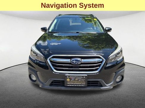 Used 2019 Subaru Outback 2.5i Touring AWD/4WD image 4