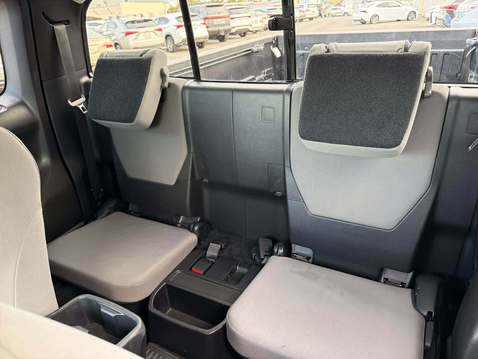 Used 2019 Toyota Tacoma SR w/ SR Convenience Package RWD image 4