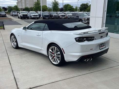 Used 2024 Chevrolet Camaro SS RWD image 9