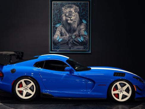 Used 2017 Dodge Viper ACR w/ Extreme Aero Package RWD image 50