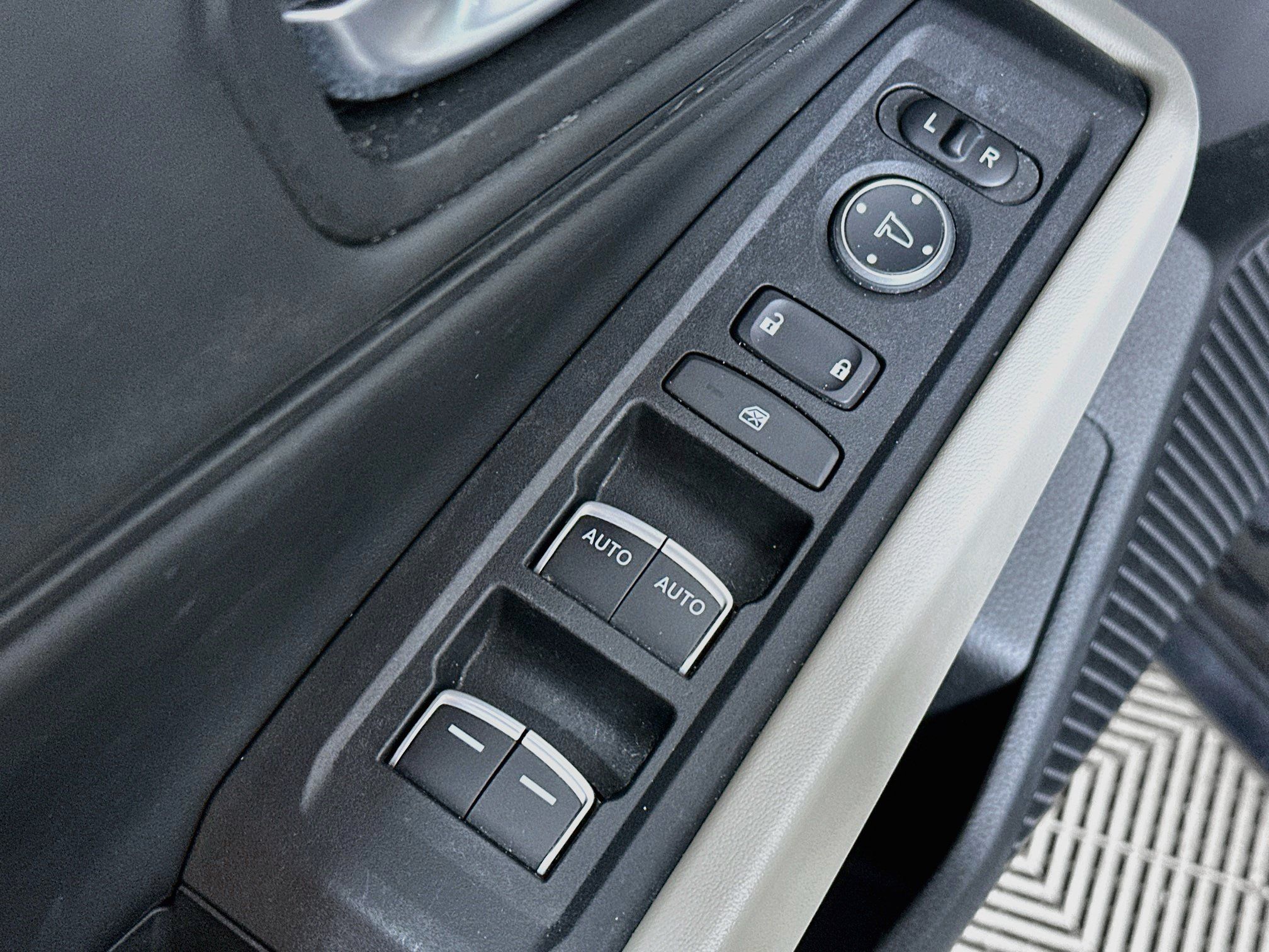 Used 2024 Honda Accord EX image 17