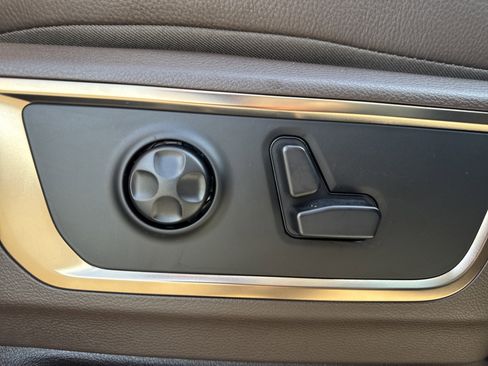 Used 2025 RAM 1500 Limited image 17