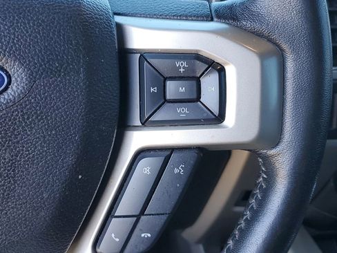 Used 2020 Ford F150 Lariat w/ Equipment Group 502A Luxury image 21