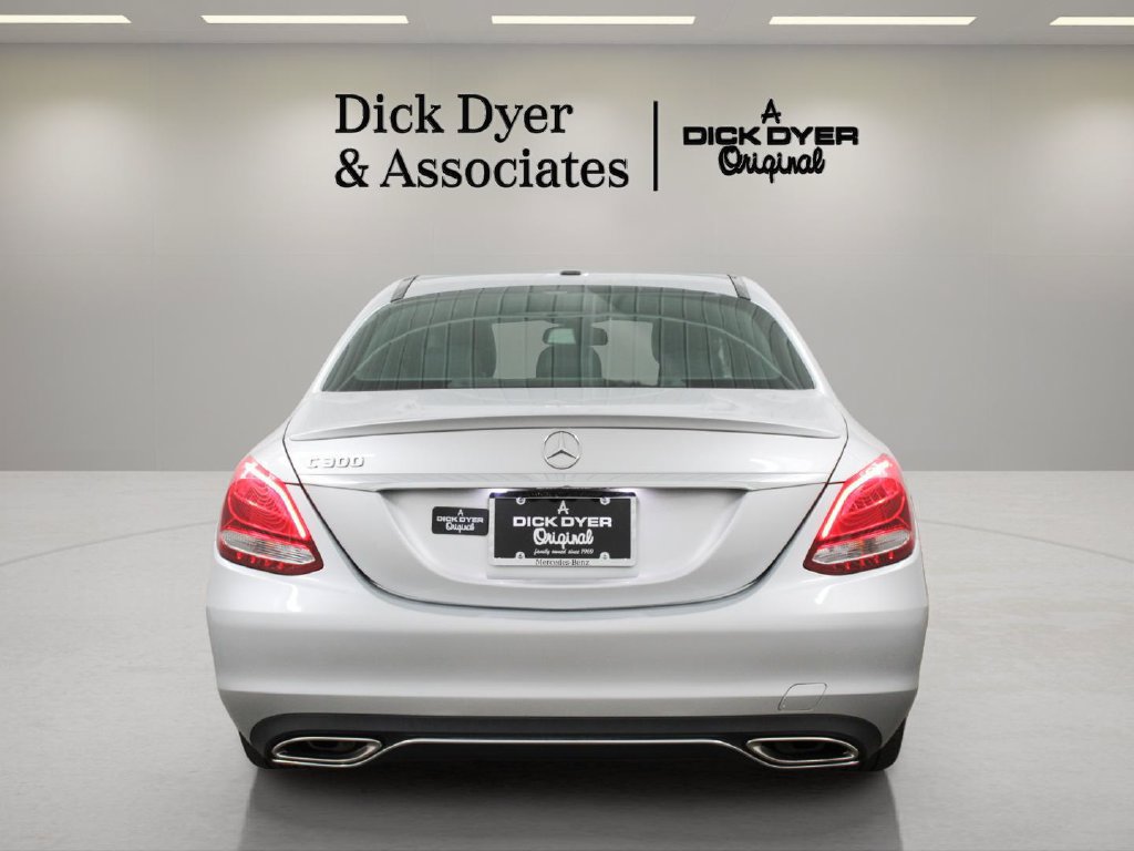 Used 2018 Mercedes-Benz C 300 Sedan image 10