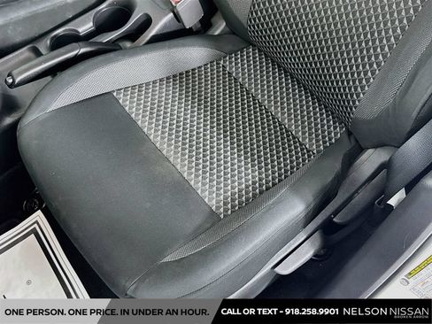 Used 2020 Nissan Versa S FWD image 18
