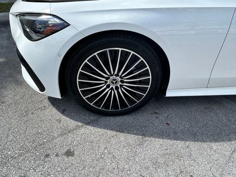 Used 2025 Mercedes-Benz CLE 450 4MATIC Coupe image 28