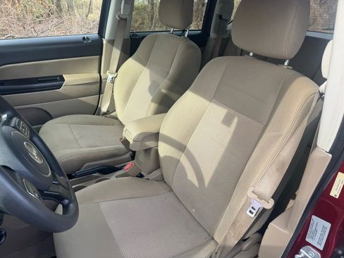 Used 2015 Jeep Compass Sport w/ Power Value Group image 15