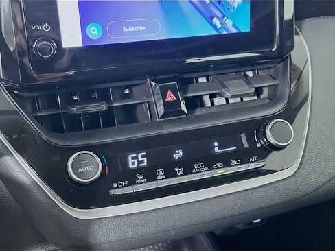 Used 2024 Toyota Corolla LE FWD image 22