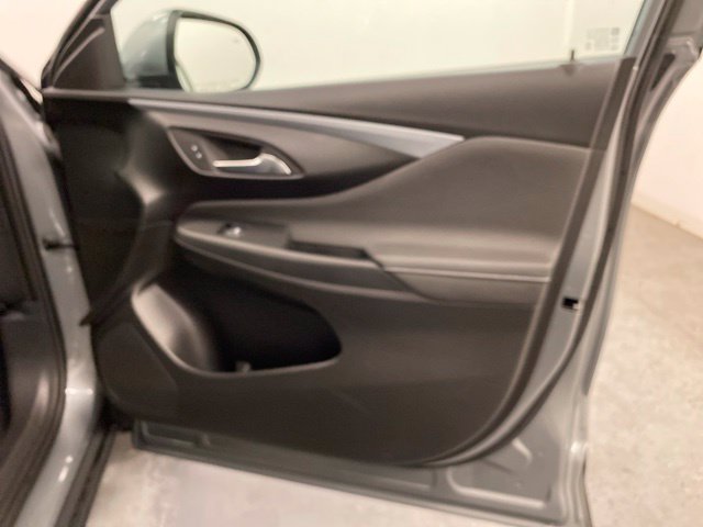 Used 2024 Buick Envista Preferred w/ Convenience I Package FWD image 21