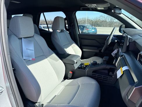 Certified 2026 Toyota 4Runner SR5 image 28