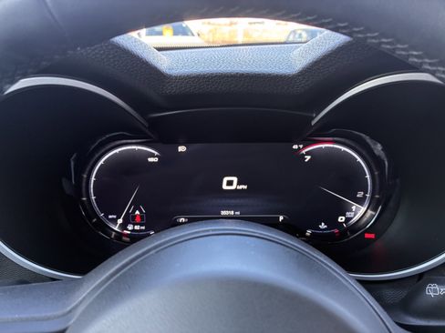 Used 2024 Alfa Romeo Stelvio Sprint image 15