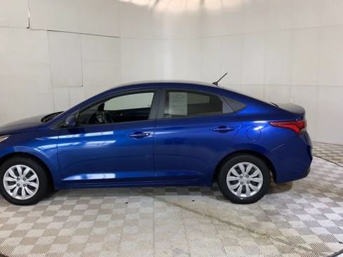 Used 2021 Hyundai Accent SE FWD image 8