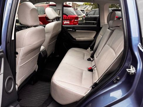 Used 2015 Subaru Forester 2.5i Touring w/ Eyesight & Navigation System AWD/4WD image 19