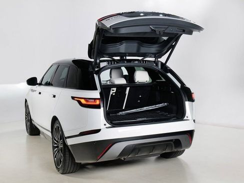 Used 2023 Land Rover Range Rover Velar R-Dynamic S image 32