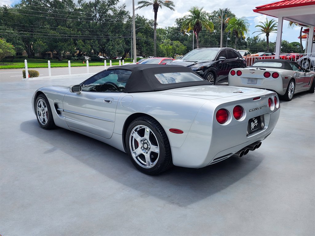 Used 1999 Chevrolet Corvette Convertible w/ Memory Pkg RWD image 14