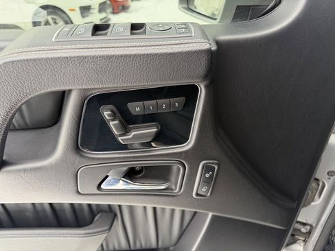 Used 2018 Mercedes-Benz G 550 image 13