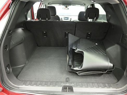 Used 2019 Chevrolet Equinox LT image 25