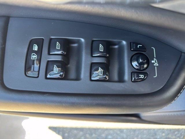 Used 2020 Volvo XC90 T8 Inscription AWD/4WD image 14