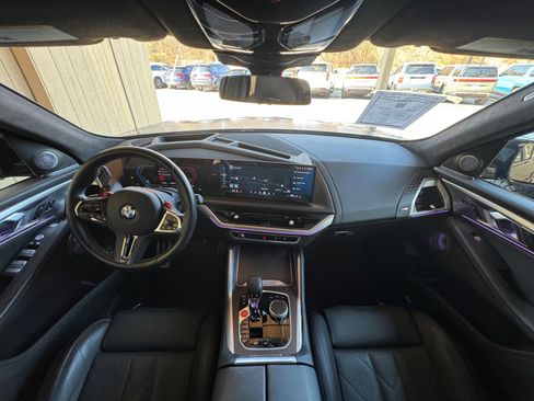 Used 2024 BMW XM image 49