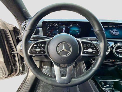 Used 2020 Mercedes-Benz CLA 250 CLA 250 image 38