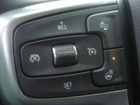 Used 2024 Chevrolet Silverado 1500 LT image 10