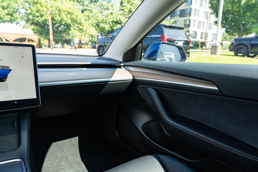 Used 2023 Tesla Model 3 Performance AWD/4WD image 10