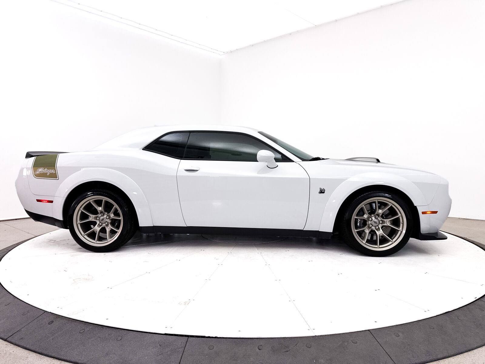 Used 2023 Dodge Challenger R/T Scat Pack RWD image 39