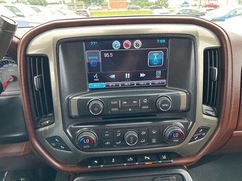 Used 2015 Chevrolet Silverado 1500 High Country w/ High Country Premium Package image 22