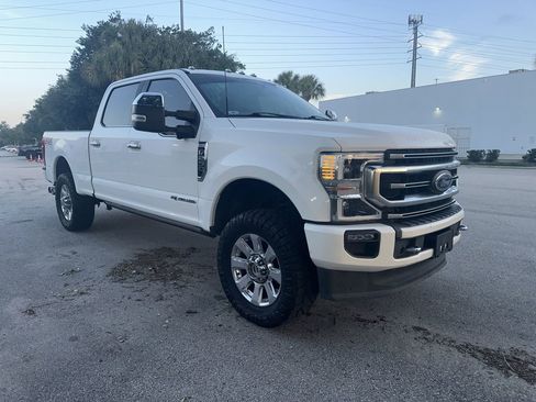 Used 2020 Ford F250 Platinum AWD/4WD image 6