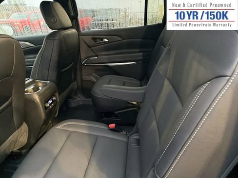 Certified 2025 Chevrolet Traverse LT image 13