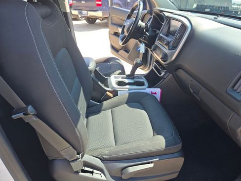 Used 2018 Chevrolet Colorado LT w/ LT Convenience Package RWD image 21