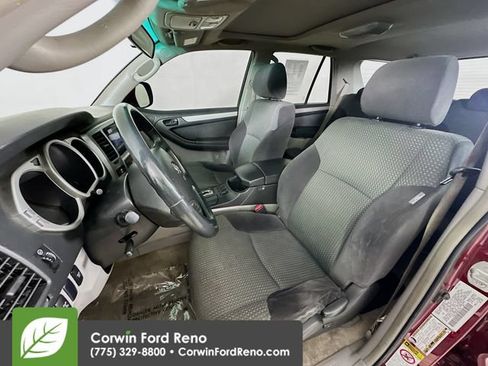 Used 2005 Toyota 4Runner Sport AWD/4WD image 18