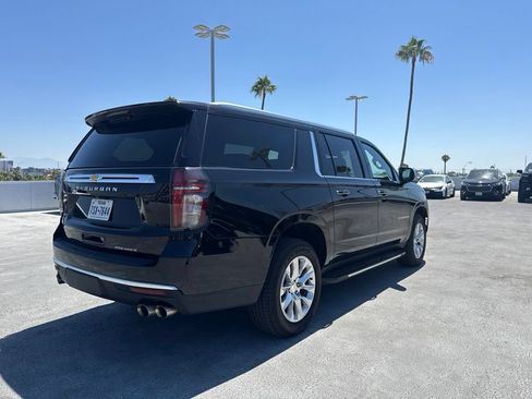 Used 2024 Chevrolet Suburban Premier RWD image 5